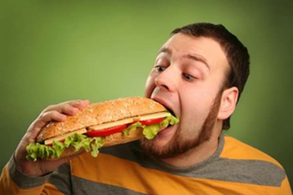 Жирная пища - причина запора